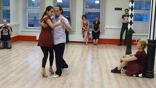 Review урока "Украшения и болеос" в Edissa DNI Tango смотреть онлайн