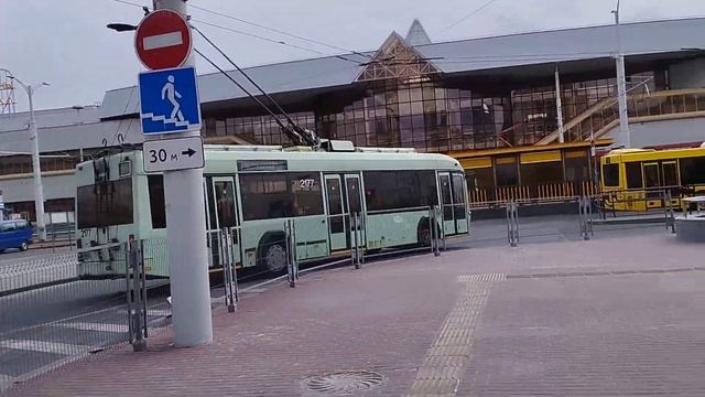 Троллейбус БКМ-321 (БОРТ.2177) маршрут 30 на ул.Кирова смотреть онлайн