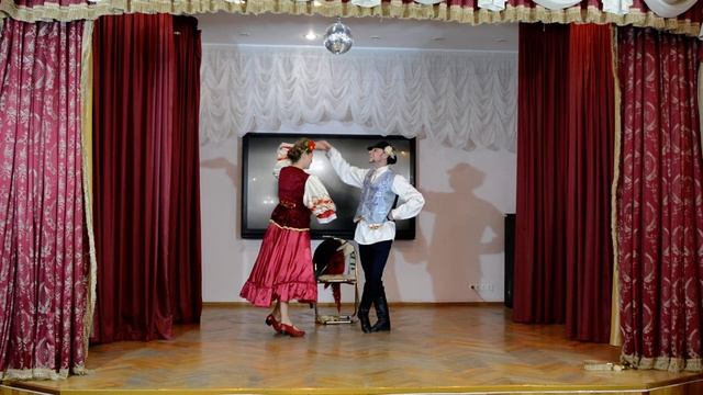 Хореографический коллектив "Россияночка" - танец "Жилеты" смотреть онлайн