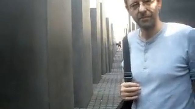Holocaust Memorial-Berlin смотреть онлайн