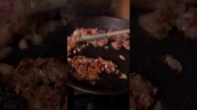 Фаршированные помидоры за 10 минут - рецепт от Джавида #shorts #рецепты #джавид смотреть онлайн