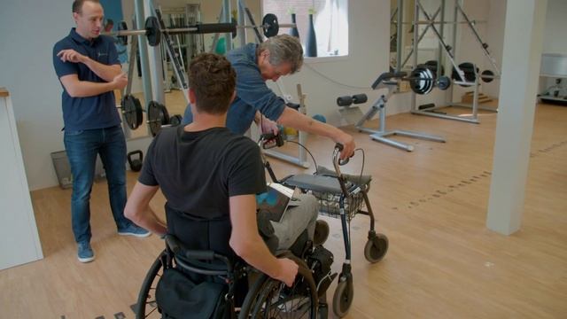 Man With Spinal Cord Injury Runs Again смотреть онлайн