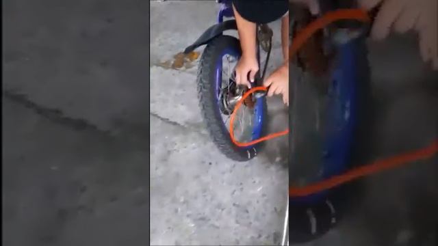 Đố các anh bơm được như em смотреть онлайн