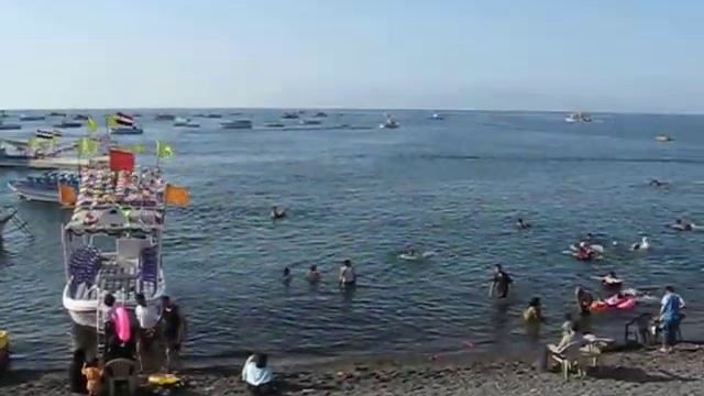 Сирия. Пляж. Много катеров. Крымский пейзаж. MVI 4323 смотреть онлайн