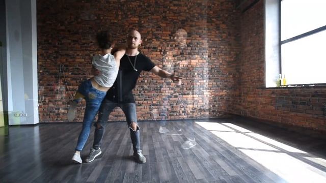 Vyacheslav Yagovdik and Viktoria But Kizomba UrbanKiz Dance 2019 смотреть онлайн