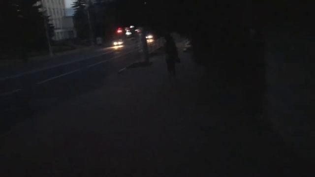 Как поцеловать ДЕВУШКУ на УЛИЦЕ? ( Лайфхак) смотреть онлайн