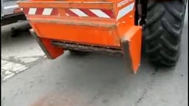 Разбрасыватель реагентов VS Agrometall.avi смотреть онлайн