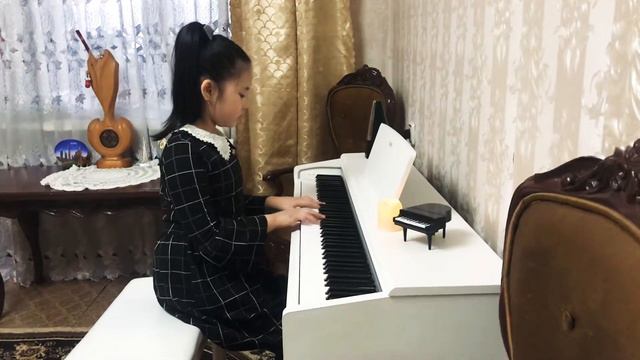 Абдрахманова Аймира Т. Атвуд Сонатина Соль мажор. смотреть онлайн