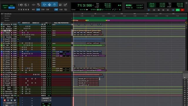 Pro Tools 2021 Running On A MacBook Pro M1 Running macOS Monterey смотреть онлайн