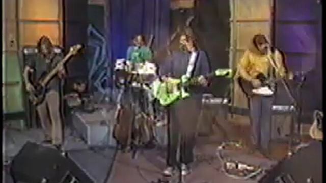 Sunshine Club/Ugly Kid смотреть онлайн