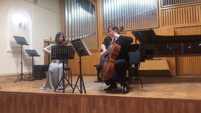 F. Mendelssohn - Trio c-moll, Part 1 смотреть онлайн