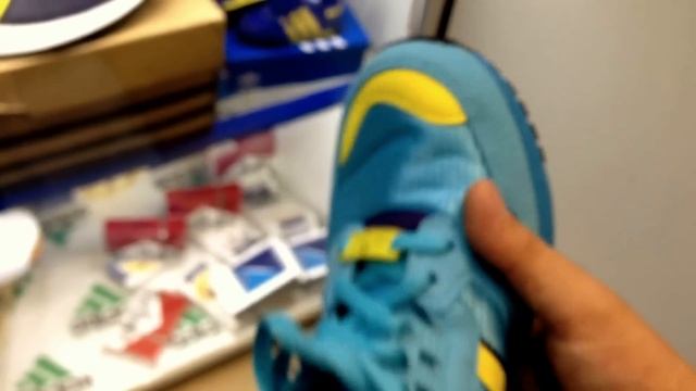 ADIDAS ZX8000 AQUA смотреть онлайн