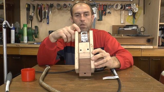 Как сделать подставку держатель для гравера Dremel смотреть онлайн