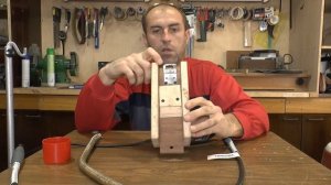 Как сделать подставку держатель для гравера Dremel