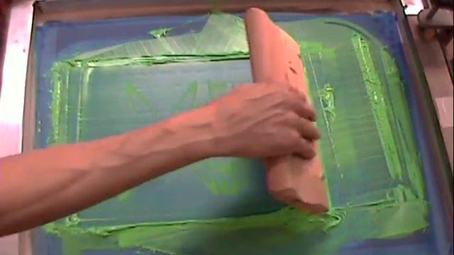 How To Screen Print: Flood & Stroke Methods смотреть онлайн