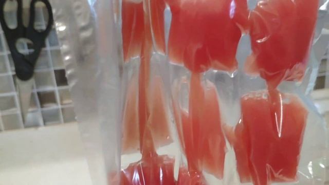 ЗАМОРОЗКА на зиму / заготовка на зиму / морозим сок смотреть онлайн