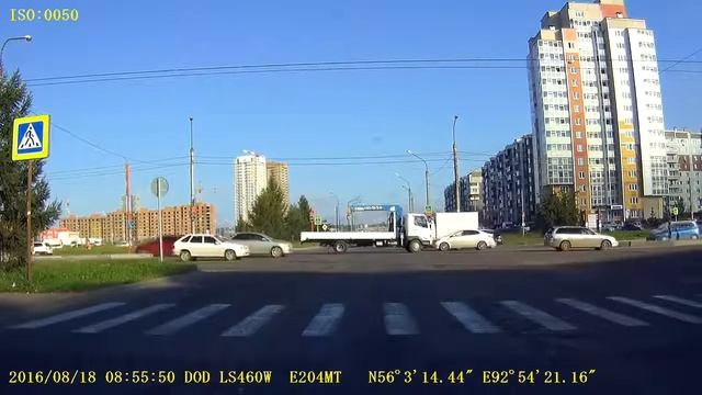 Видеорегистратор DOD LS460W пример видео 720p 60FPS. смотреть онлайн