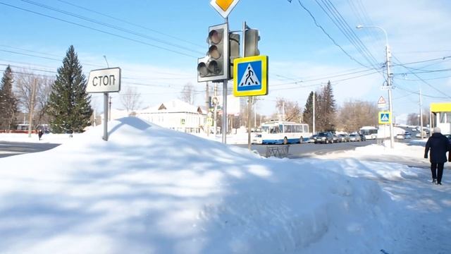 Памятник Н. Гастелло. Зима Уфа 2021г. "Чуть не Замели""!!!! смотреть онлайн