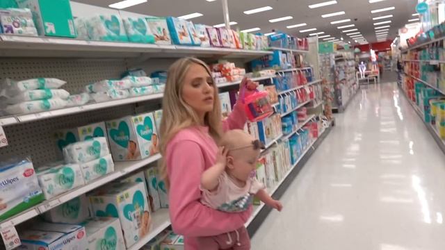6 Year Old Everleigh and Her Mom Swap Bodies For 24 HOURS смотреть онлайн