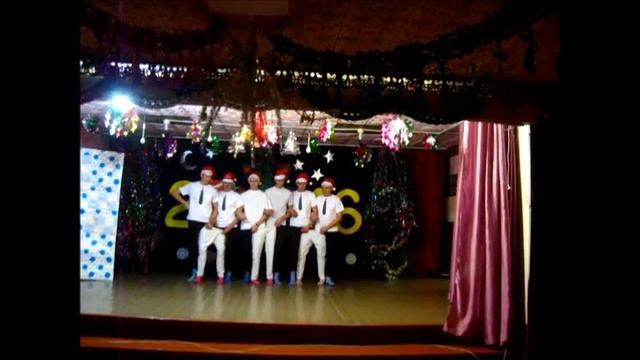 Танец "Веселые гномики" смотреть онлайн