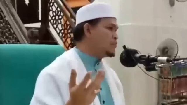 Ustaz Abdullah Khairi : DI HATIKU смотреть онлайн