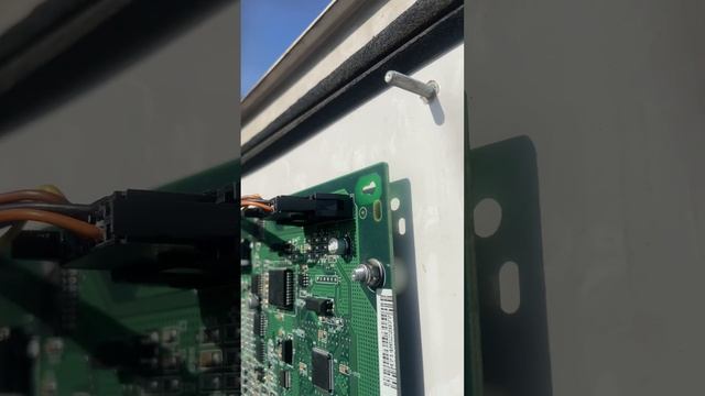 Carrier Supra says ERROR (alt aux) смотреть онлайн