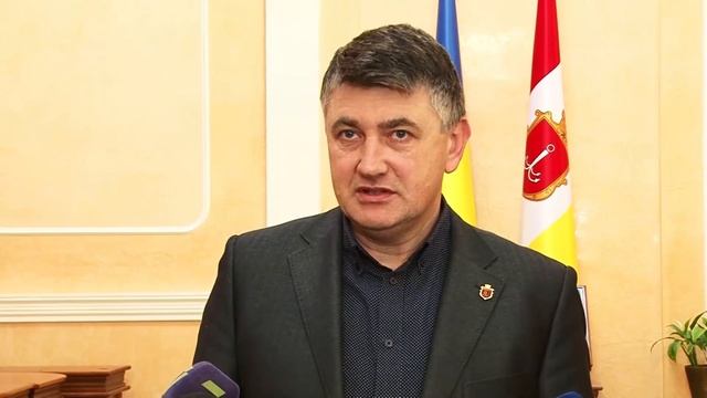 До конца 2017-го мусорные контейнеры обещают убрать с дорог Одессы смотреть онлайн
