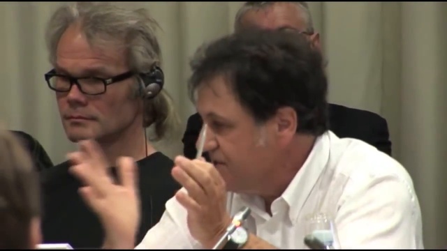 Témoignage d'un médecin victime de vaccins et qui a dû arrêter de travailler - Dr Bernard Izard смотреть онлайн