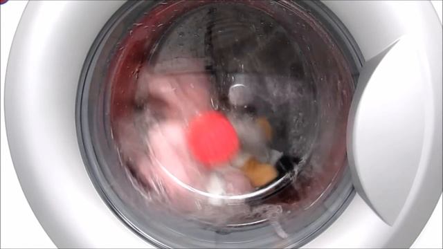 Two toys in washing machine LG Delicate program / Стиральная машина LG "Деликатная". смотреть онлайн