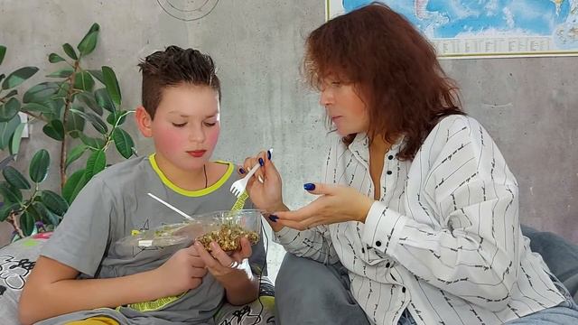 ПОПРОБОВАЛИ САМЫЕ ДОРОГИЕ ПРОДУКТЫ выпуск 12 ЗАКРУТКА смотреть онлайн