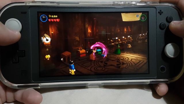 Lego Harry Potter Collection: Years 1-4 on Nintendo Switch Lite смотреть онлайн