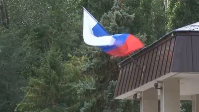 Суд над неплательщиками смотреть онлайн