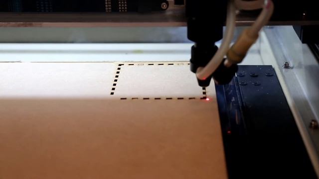 Laser Cutting & Engraving a Hellraiser Puzzle Box - Pt. 1 (Lemarchand's box) смотреть онлайн