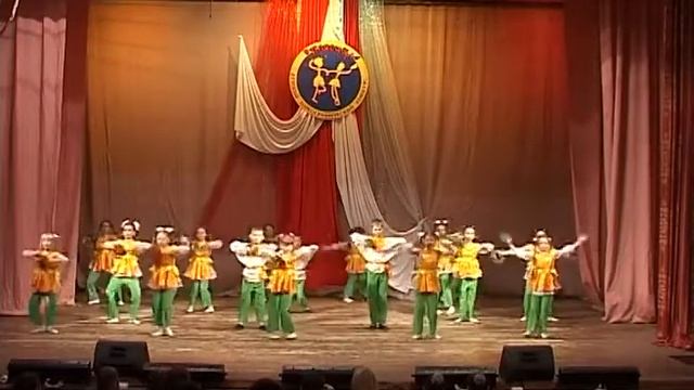 Народно стилизованный танец, 1 возрастная категория - 7-9 лет. (2 конкурсный день) смотреть онлайн