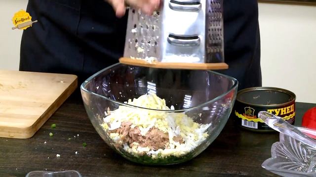 Салат из тунца на тостах смотреть онлайн