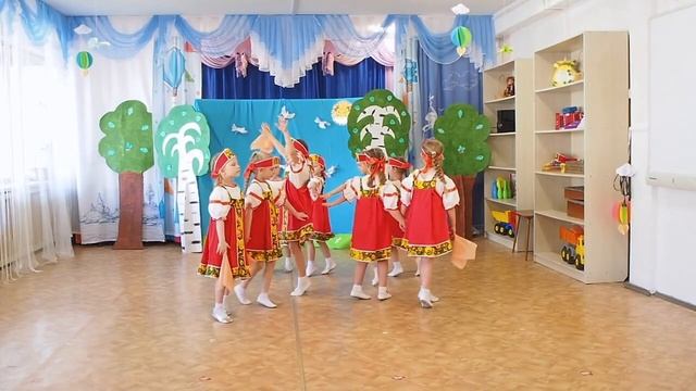 Светла от берёз Россия танец смотреть онлайн