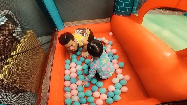 HOMEMADE WATERPARK sa BG HOUSE - 5 Million Celebration смотреть онлайн