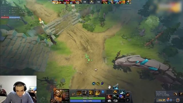 4H | ДЕВУШКА ЗАИГРЫВАЕТ С ДУРАЧЬЕ смотреть онлайн