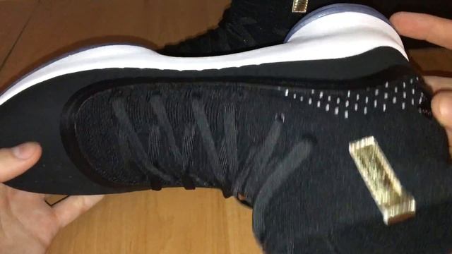 Баскетбольные кроссовки Under Armour Curry 4 магазин Basket Family смотреть онлайн