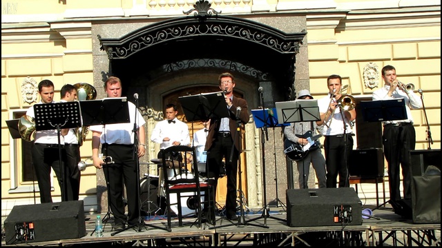 Olympic Brass, Илья Гиндин (кларнет), Роман Шиндер (гитара) смотреть онлайн