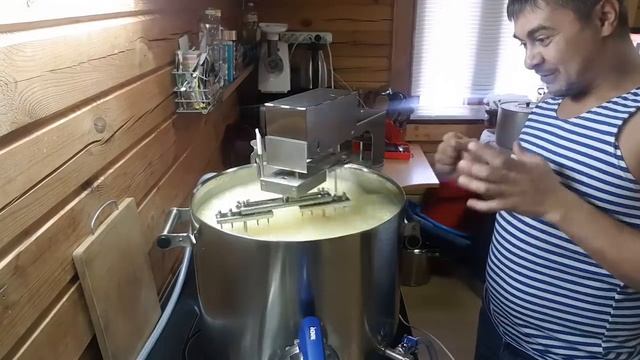 ЛУЧШАЯ СЫРОВАРНЯ РОССИИ ВАРИМ СЫР смотреть онлайн