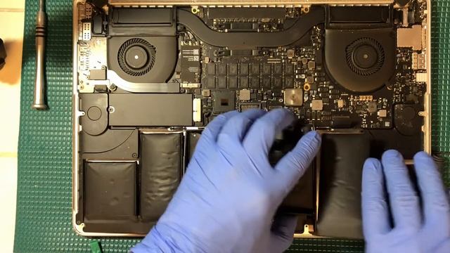 Changing A Battery In A Mid-2015 MacBook Pro