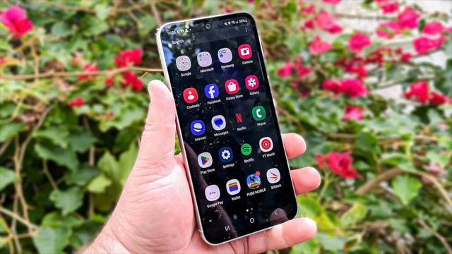 Samsung Galaxy S23 FE: Fantastique et Excitant смотреть онлайн