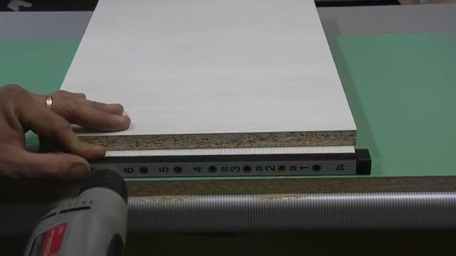 ЧЕРОН - МК 12. Мебельный кондуктор для стяжек евровинтов конфирмат. смотреть онлайн