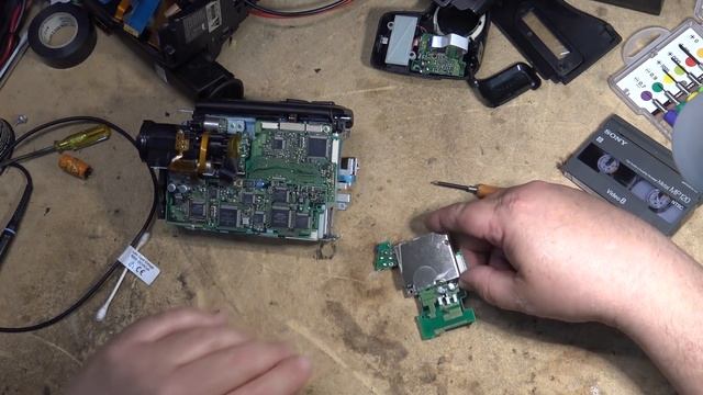 Sony 8mm Camcorder Tape Removal Procedure