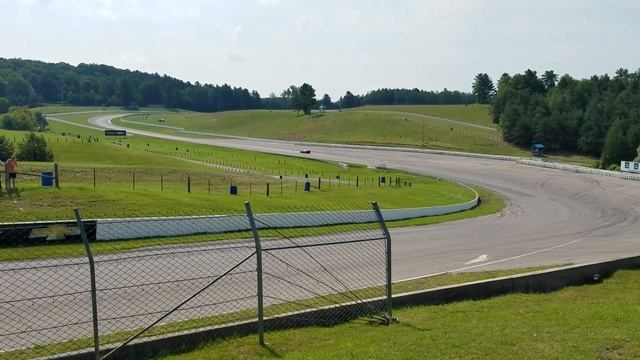 Ferrari FXX K at Canadian Tire Motorsport Park (CTMP) {Mosport} смотреть онлайн