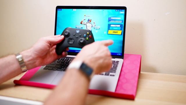 Connect PS5 & Xbox Series X Controller to M1 Mac and Game + Steam MacBook Air, MacBook Pro 13 смотреть онлайн