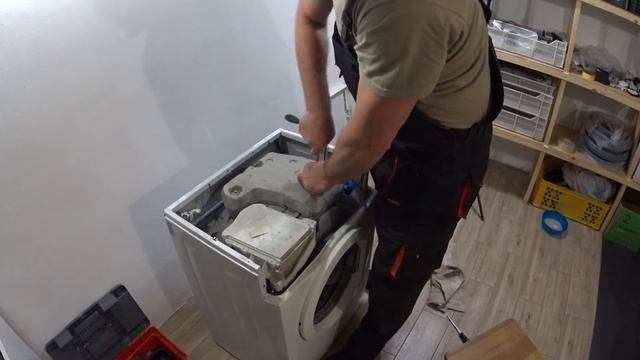 Разбор Electrolux украинского производства