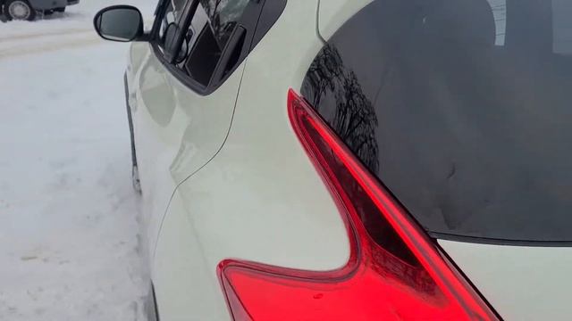 Краткий обзор Nissan Juke 2011. г. 190 л.с. 4х4 смотреть онлайн