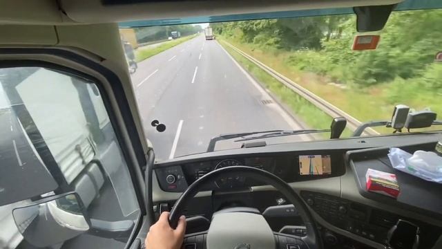 #86 ?? a truck driver's day in european country смотреть онлайн